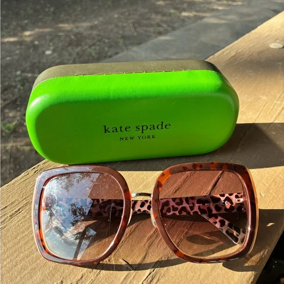 Kate Spade Sunglasses - Picture 5 of 8